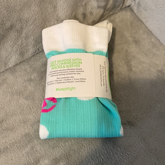 Pro compression socks - Picture 2 of 3